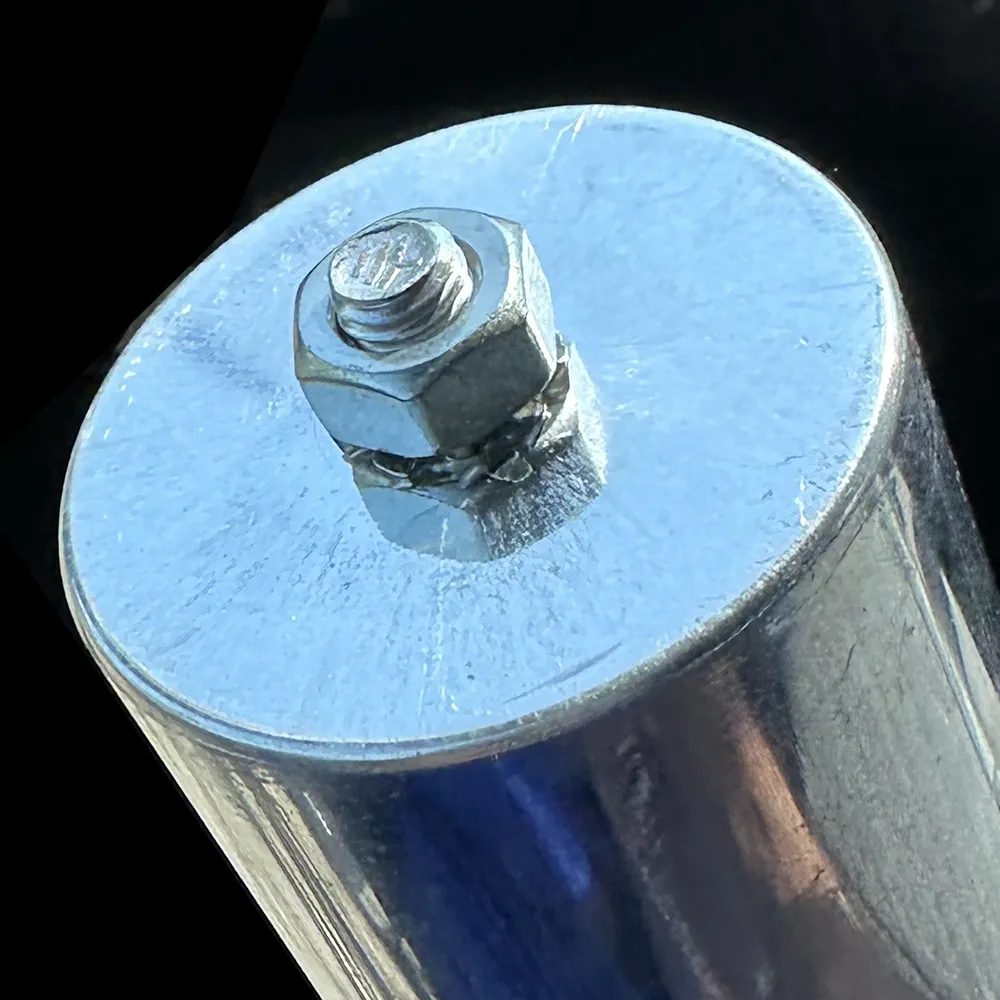 F�V���i�C�_�[AC�R���^�N�^ �ڐG��@FL1325LC��